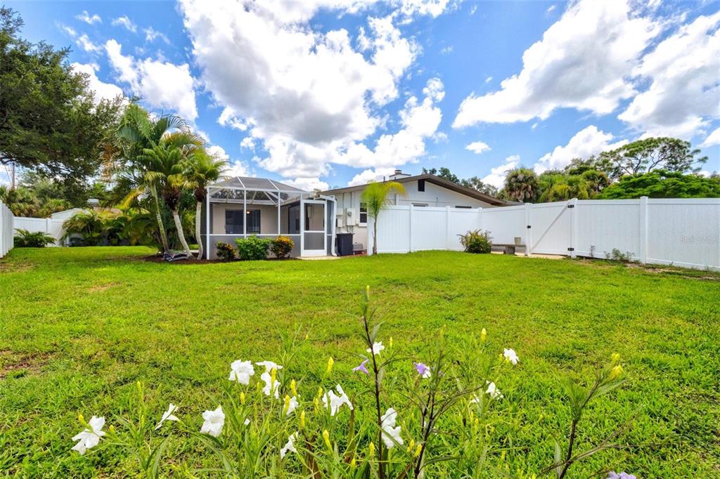 210 Wisteria Road Venice, FL 34293 - Photo 51 of 75 Gallery Image 51
