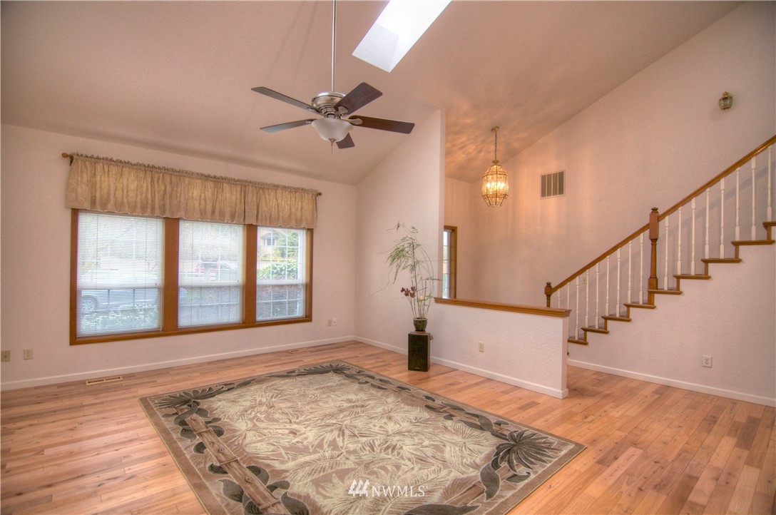 4922 Blvd Ext Road Southeast Olympia, WA 98501 - Photo 2 of 25