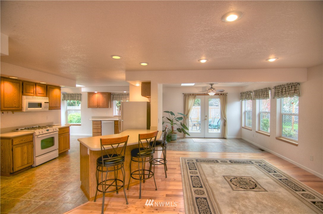 4922 Blvd Ext Road Southeast Olympia, WA 98501 - Photo 5 of 25
