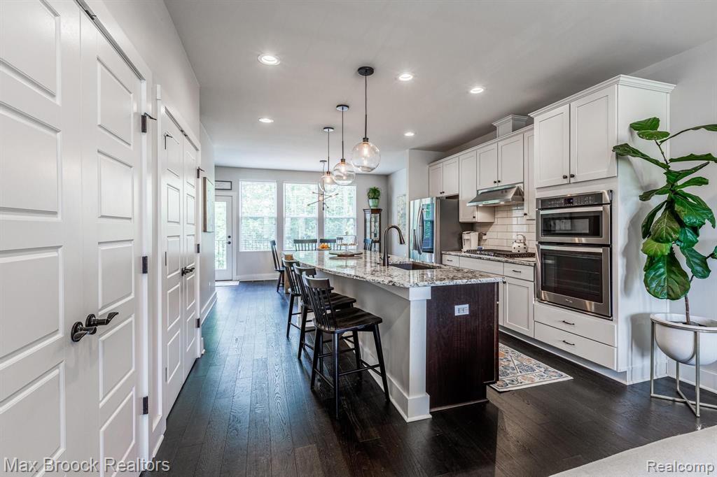 2785 Hartwick Drive Rochester, MI 48307 - Photo 8 of 33