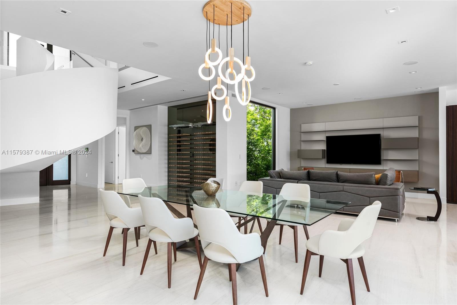 3172 North Bay Road Miami Beach, FL 33140 - Photo 16 of 37