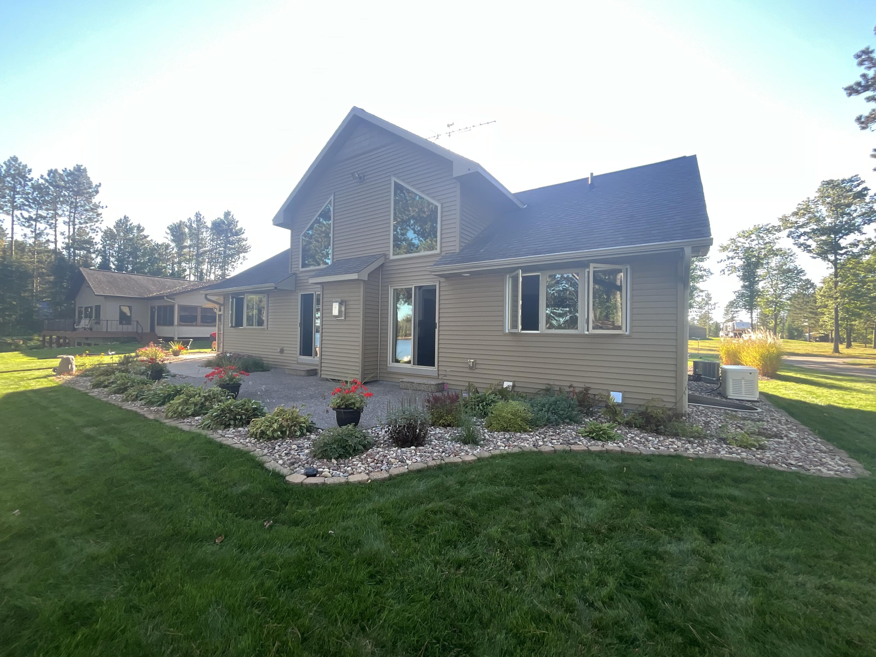 2244 River Road Nokomis, WI 54487 - Photo 3 of 23 Lorrie Schmidt - IMG_2102