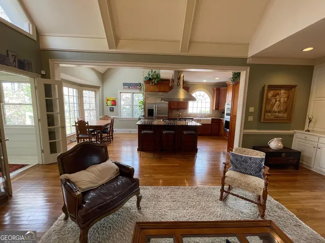 $783,000 | 5338 Dunwoody Club Creek Drive, Dunwoody, GA 30360