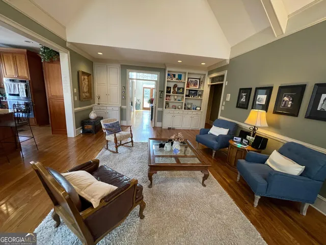 $783,000 | 5338 Dunwoody Club Creek Drive, Dunwoody, GA 30360