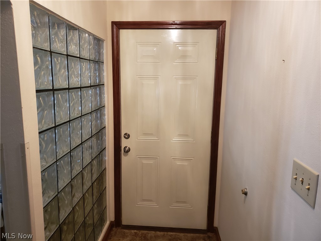 743 North Ridge Road Lorain, OH 44055 - Photo 6 of 22