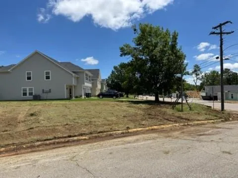 $39,900 | 1000 Layne Drive, Denison, TX 75020
