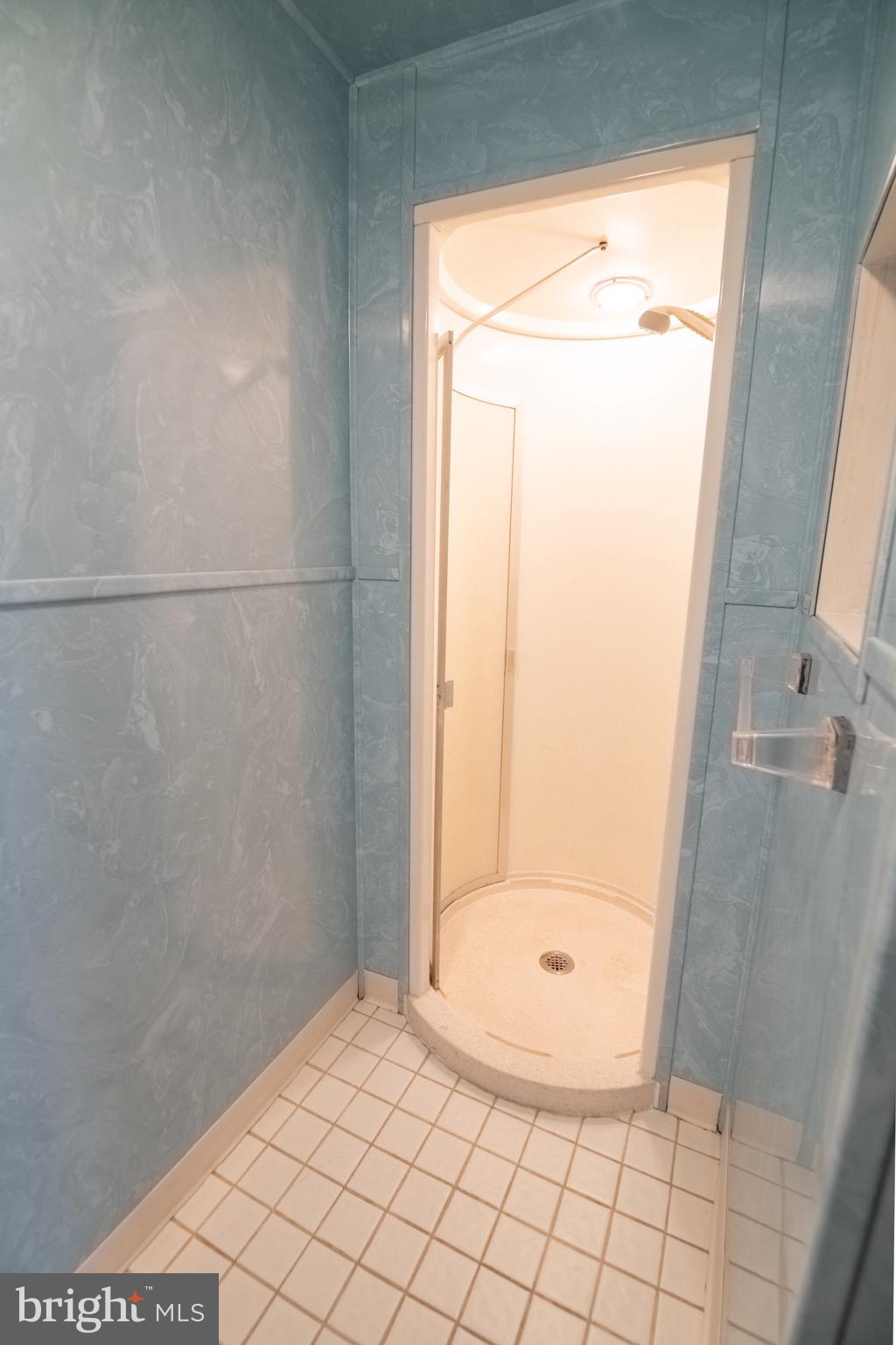 26 Briar Road Oreland, PA 19075 - Photo 18 of 44 Bathroom