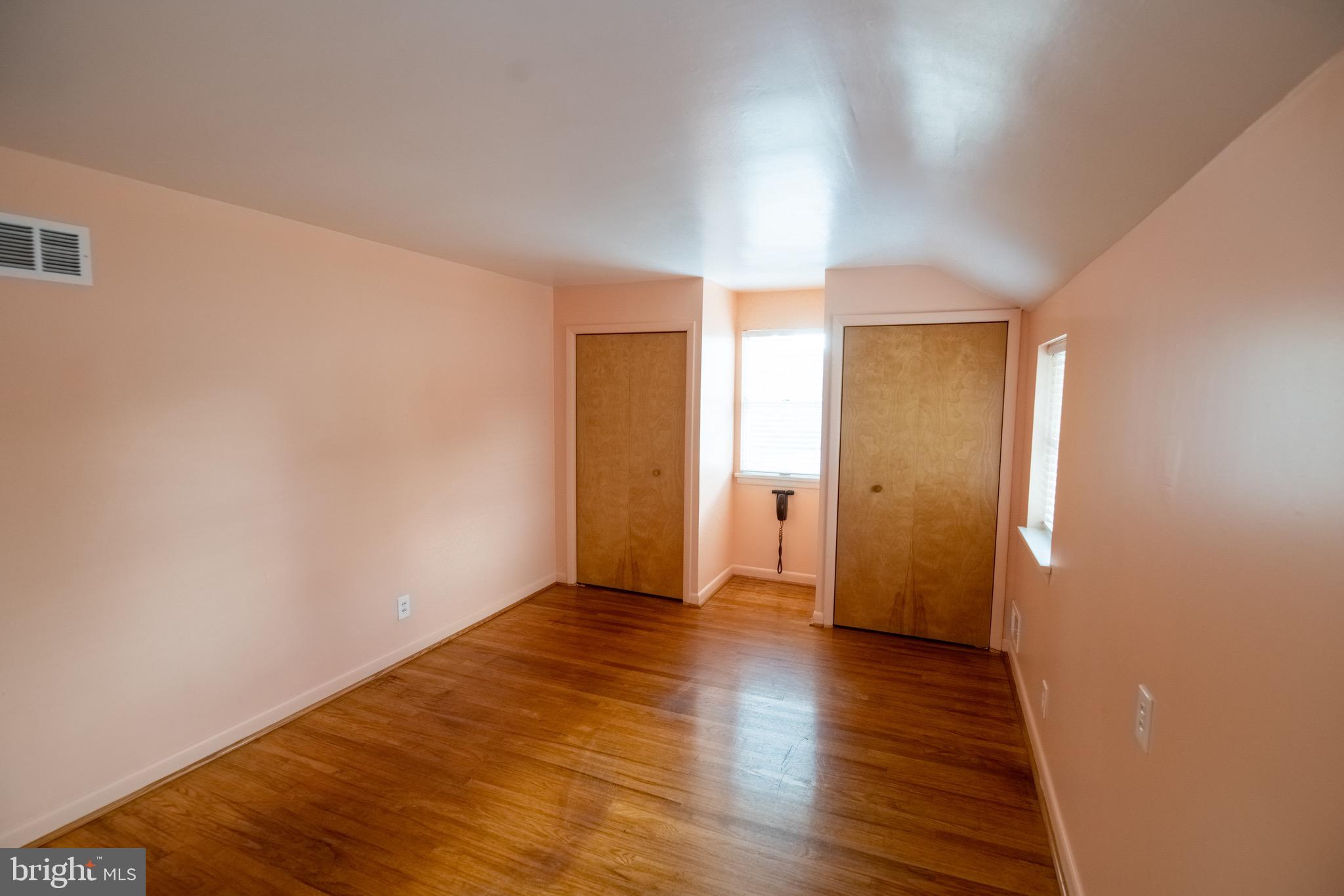 26 Briar Road Oreland, PA 19075 - Photo 22 of 44 Master Bedroom
