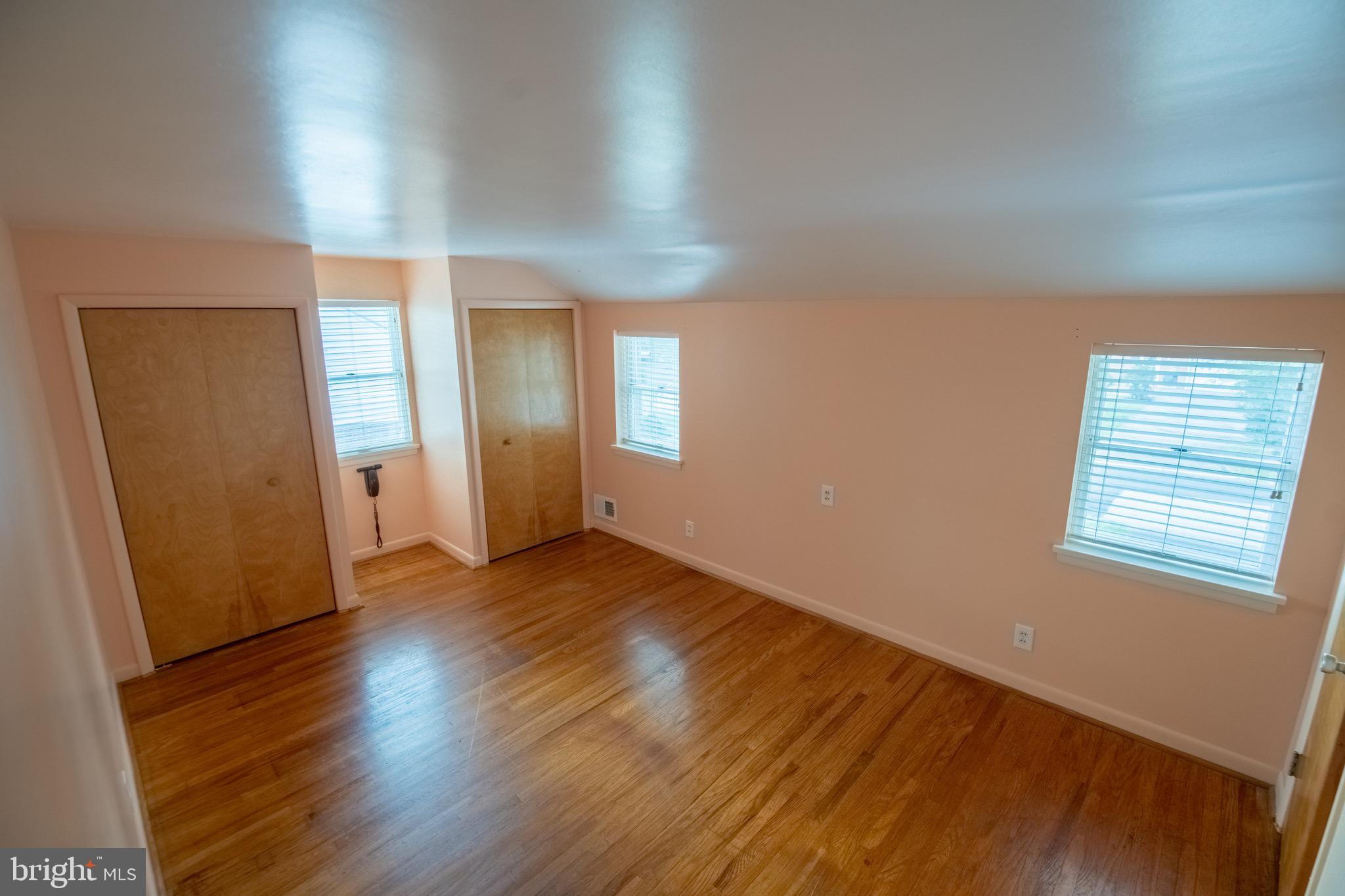 26 Briar Road Oreland, PA 19075 - Photo 23 of 44 Master Bedroom
