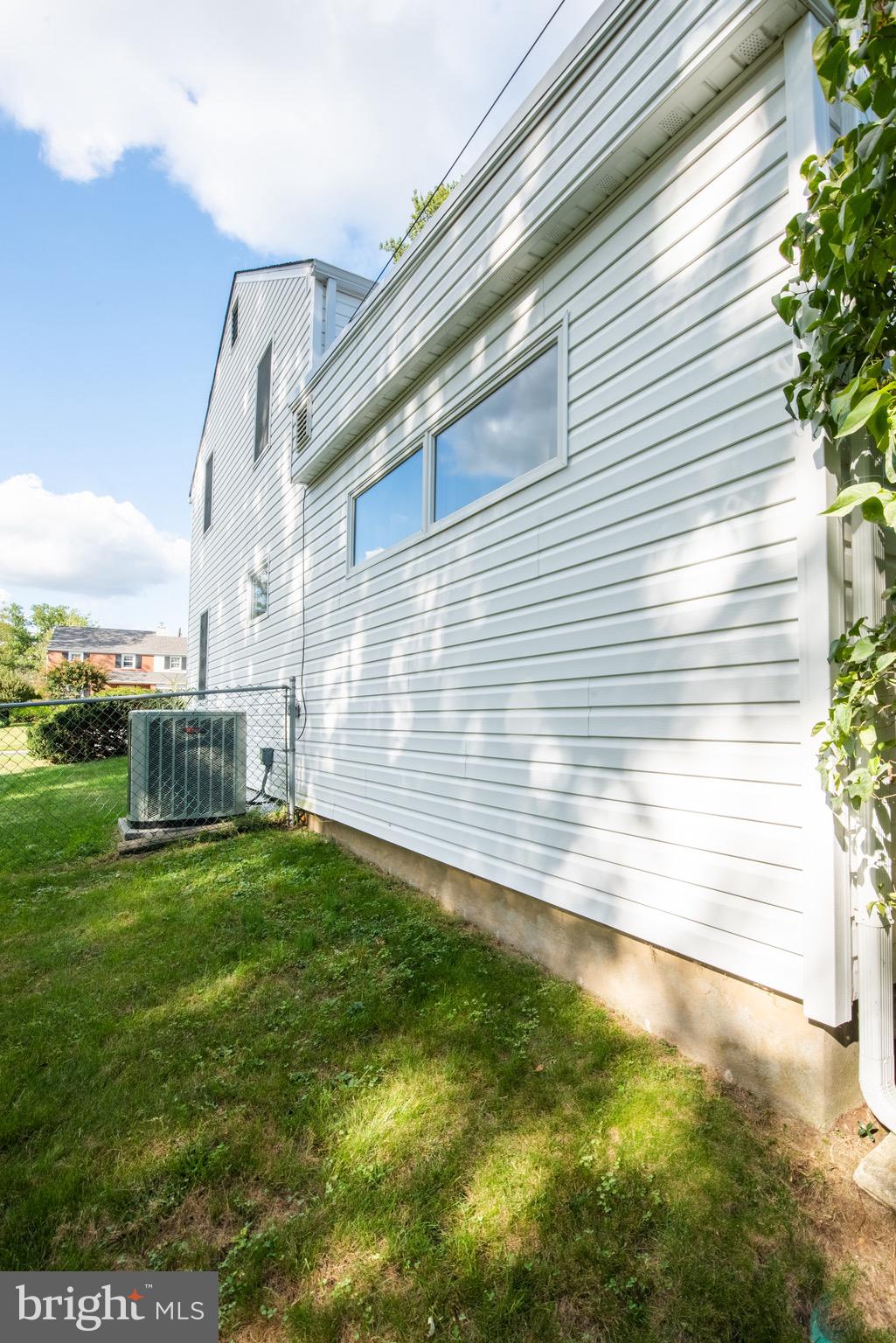 26 Briar Road Oreland, PA 19075 - Photo 41 of 44 Exterior Side