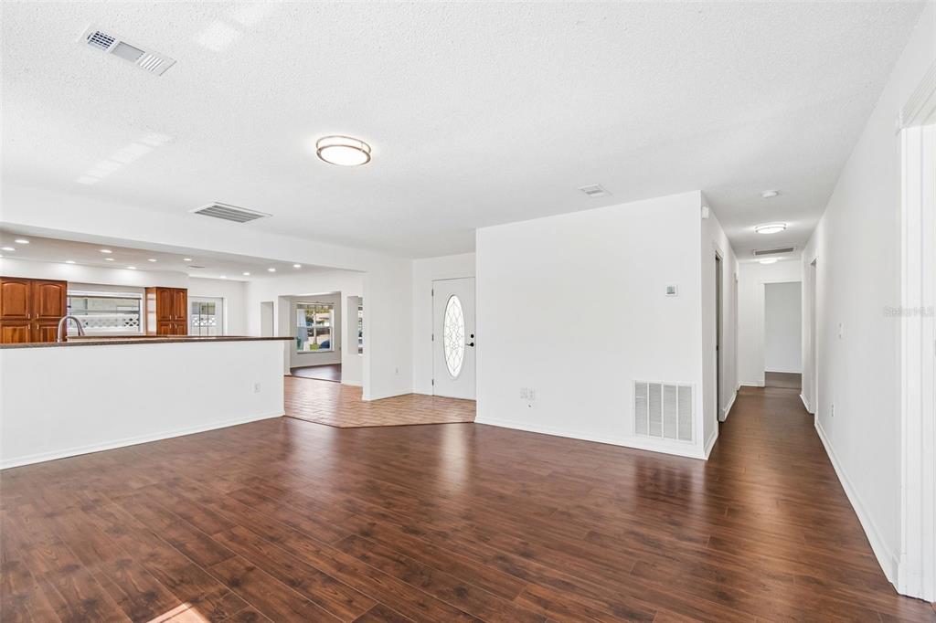 2959 Maple Court Dunedin, FL 34698 - Photo 27 of 63