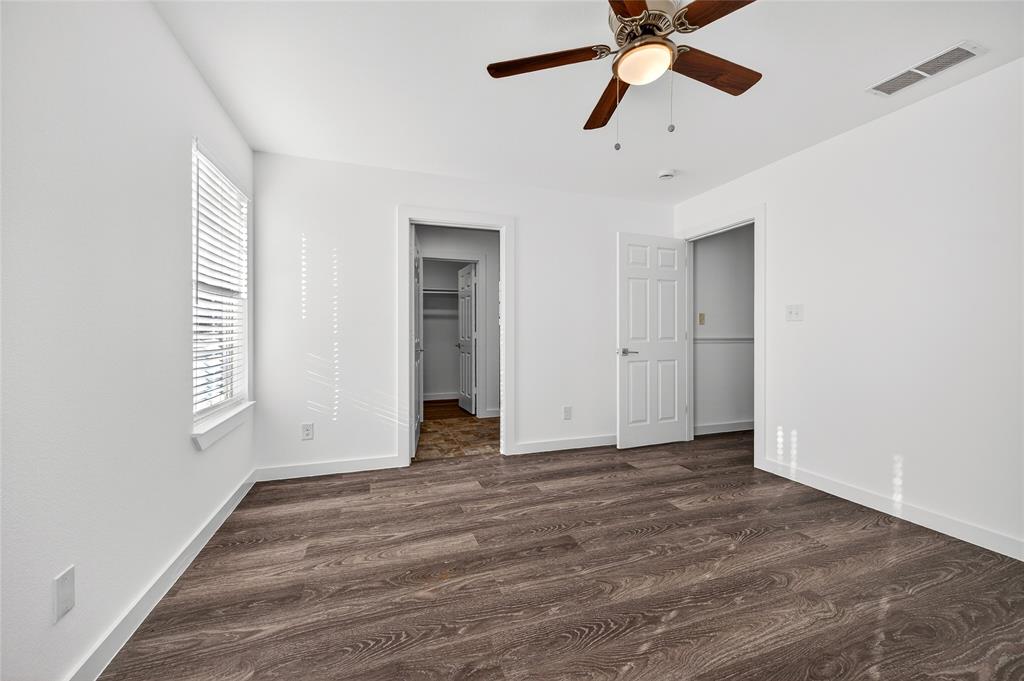 704 East Sycamore Street Sherman, TX 75090 - Photo 20 of 32 a view of an empty room with a window