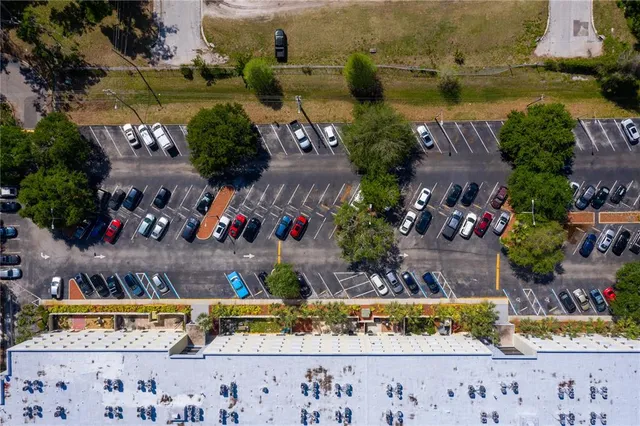 $2,190 | 701 South Madison Avenue, Unit 421, Clearwater, FL 33756