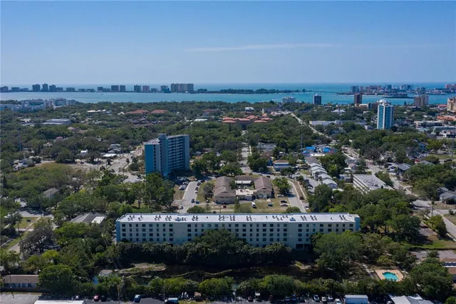 $2,190 | 701 South Madison Avenue, Unit 421, Clearwater, FL 33756