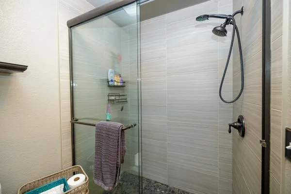 $735,000 | 227 Van Dyken Way, Ripon, CA 95366