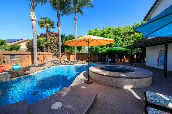 $735,000 | 227 Van Dyken Way, Ripon, CA 95366