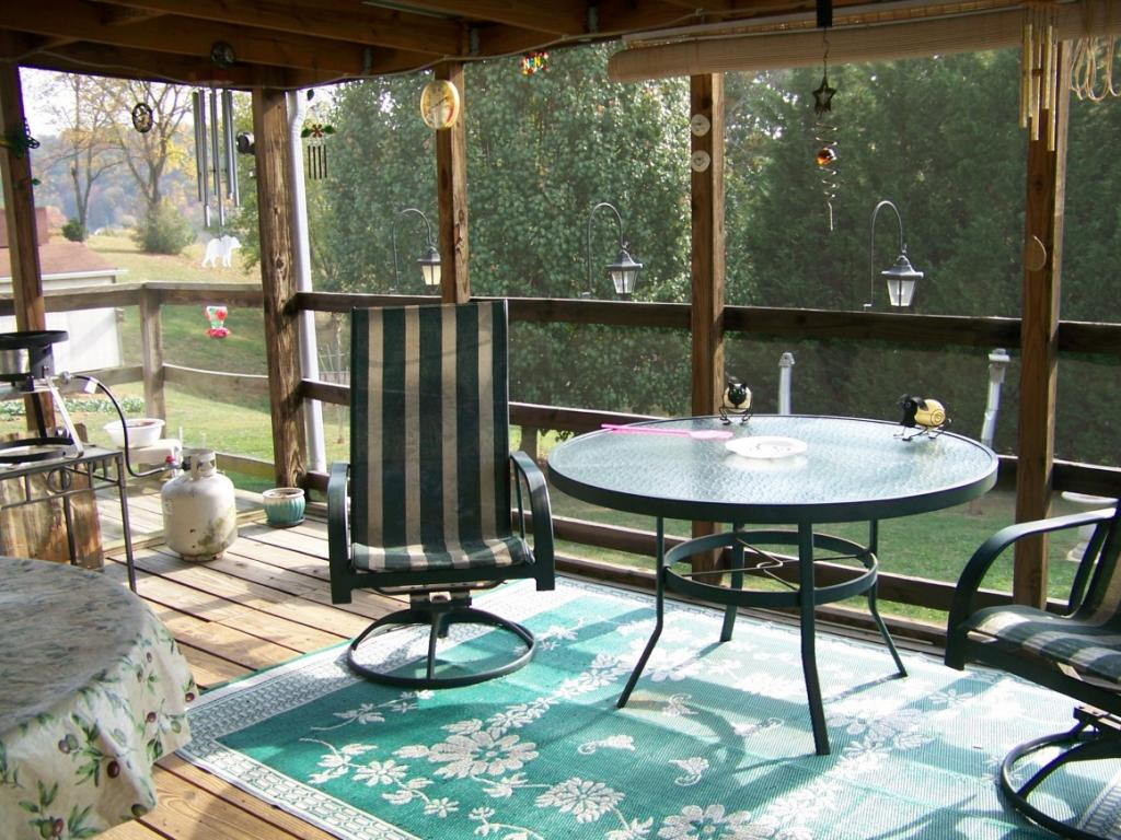 150 Pactolus Road Kingsport, TN 37663 - Photo 27 of 31 Screened Porch Alt VIew