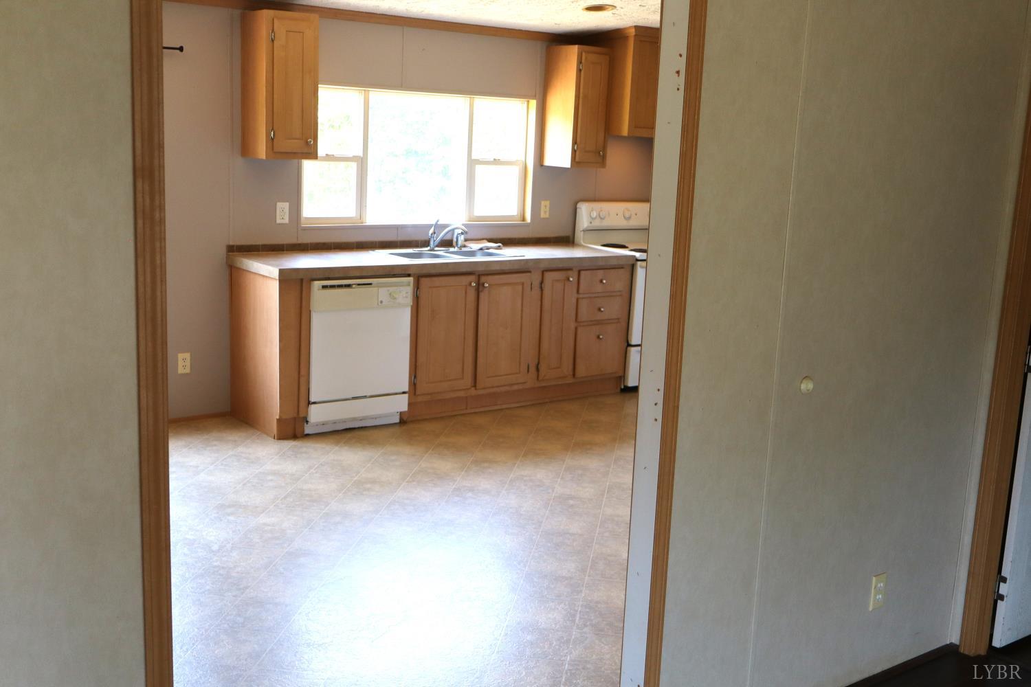 6129 Bethany Road Rustburg, VA 24588 - Photo 7 of 24