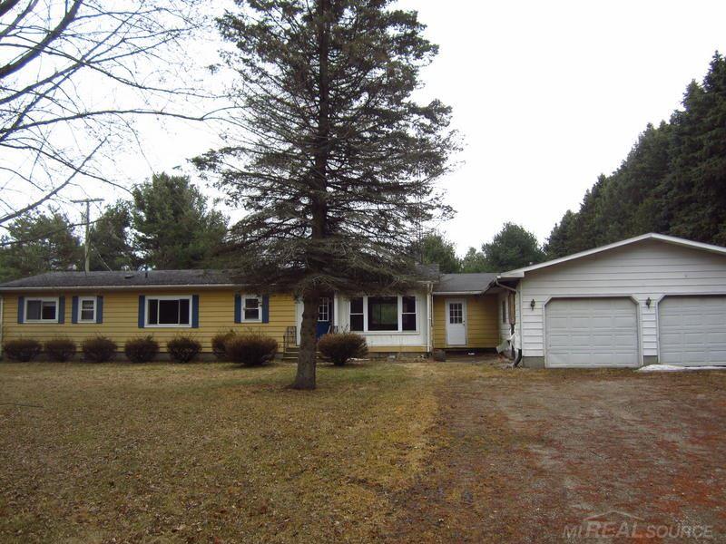6406 Forester Road Carsonville, MI 48419 - Photo 1 of 11