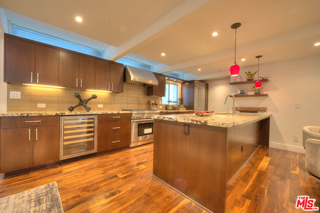 3804 Duray Place Los Angeles, CA 90008 - Photo 20 of 73