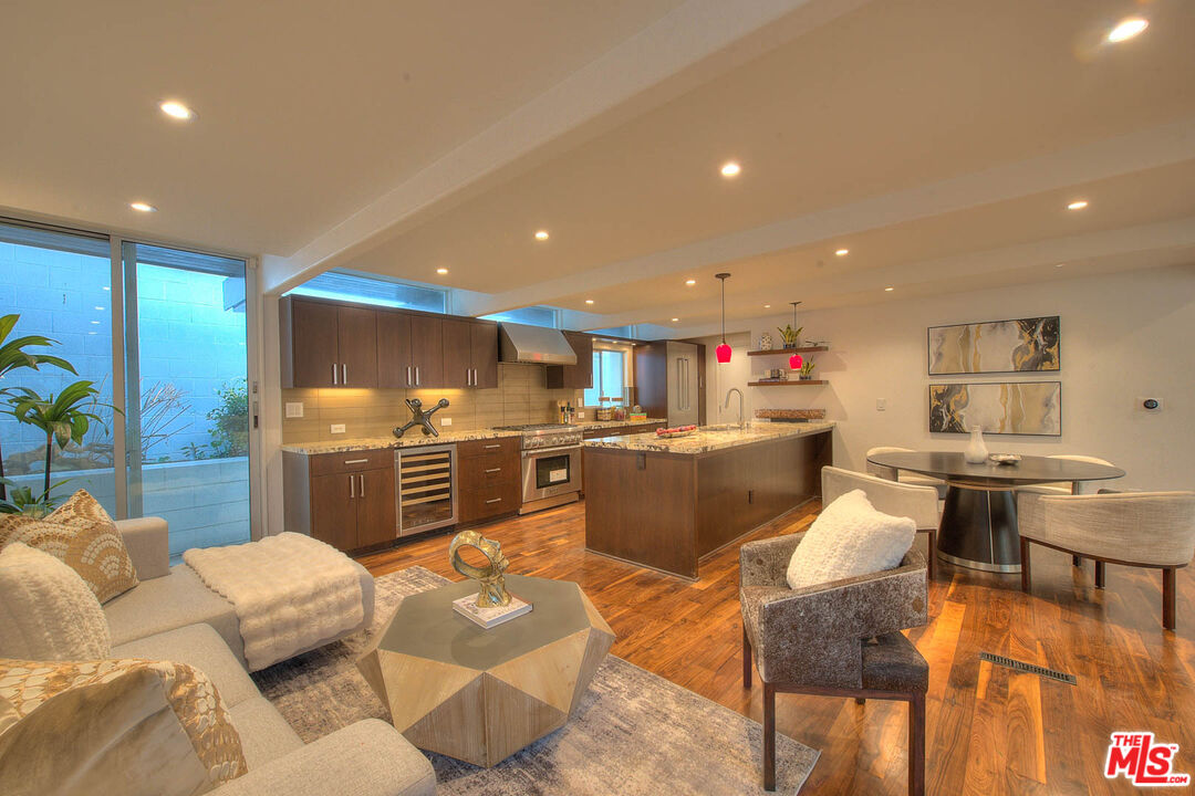 3804 Duray Place Los Angeles, CA 90008 - Photo 22 of 73