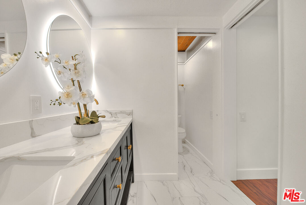 3804 Duray Place Los Angeles, CA 90008 - Photo 39 of 73