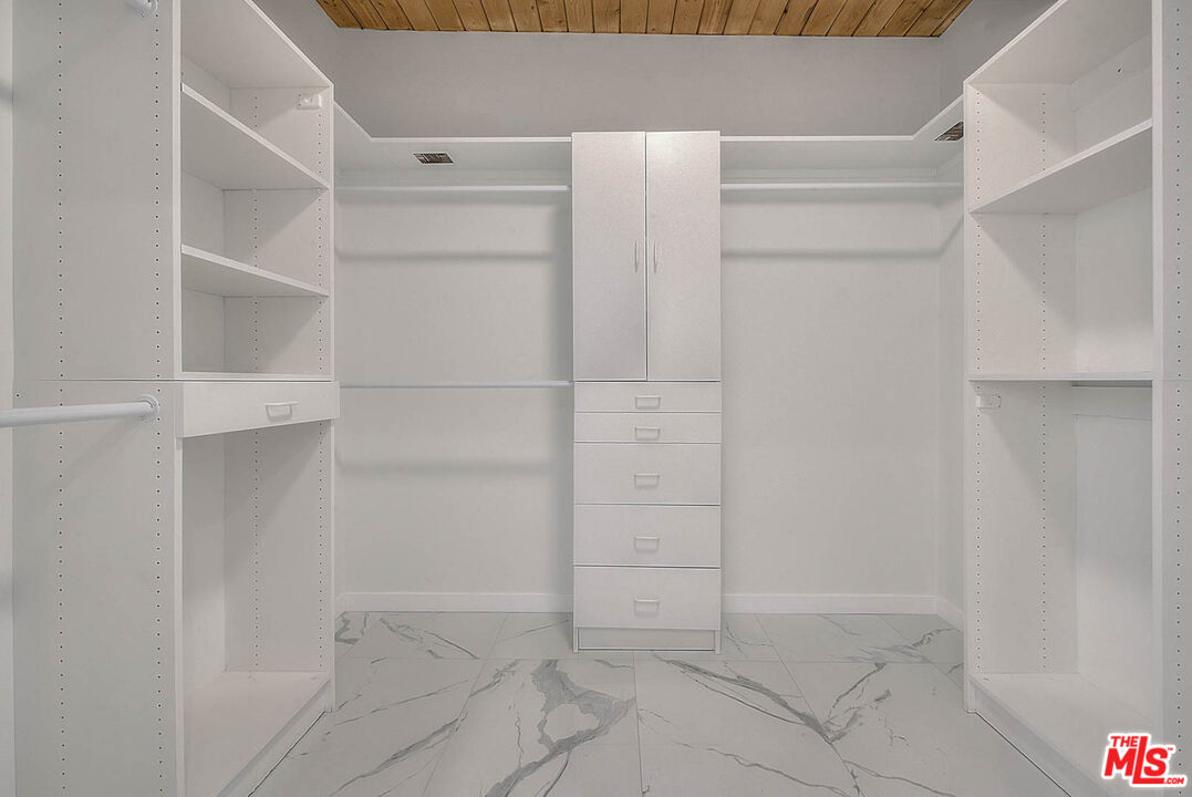 3804 Duray Place Los Angeles, CA 90008 - Photo 61 of 73