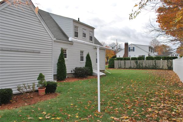 4 Cabot Road Danvers, MA 01923 - Photo 4 of 10 Gallery Image 4