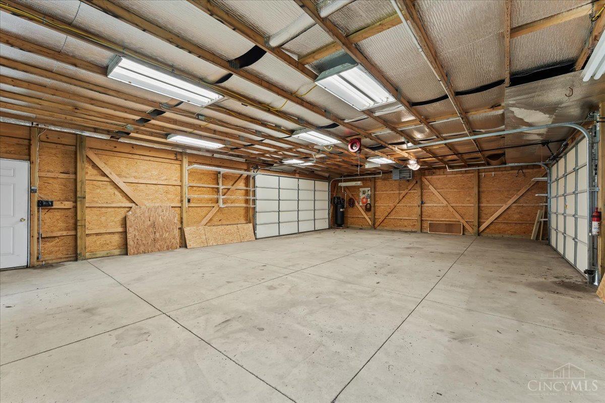 8732 Columbia Road Maineville, OH 45039 - Photo 43 of 47 Gallery Image 43