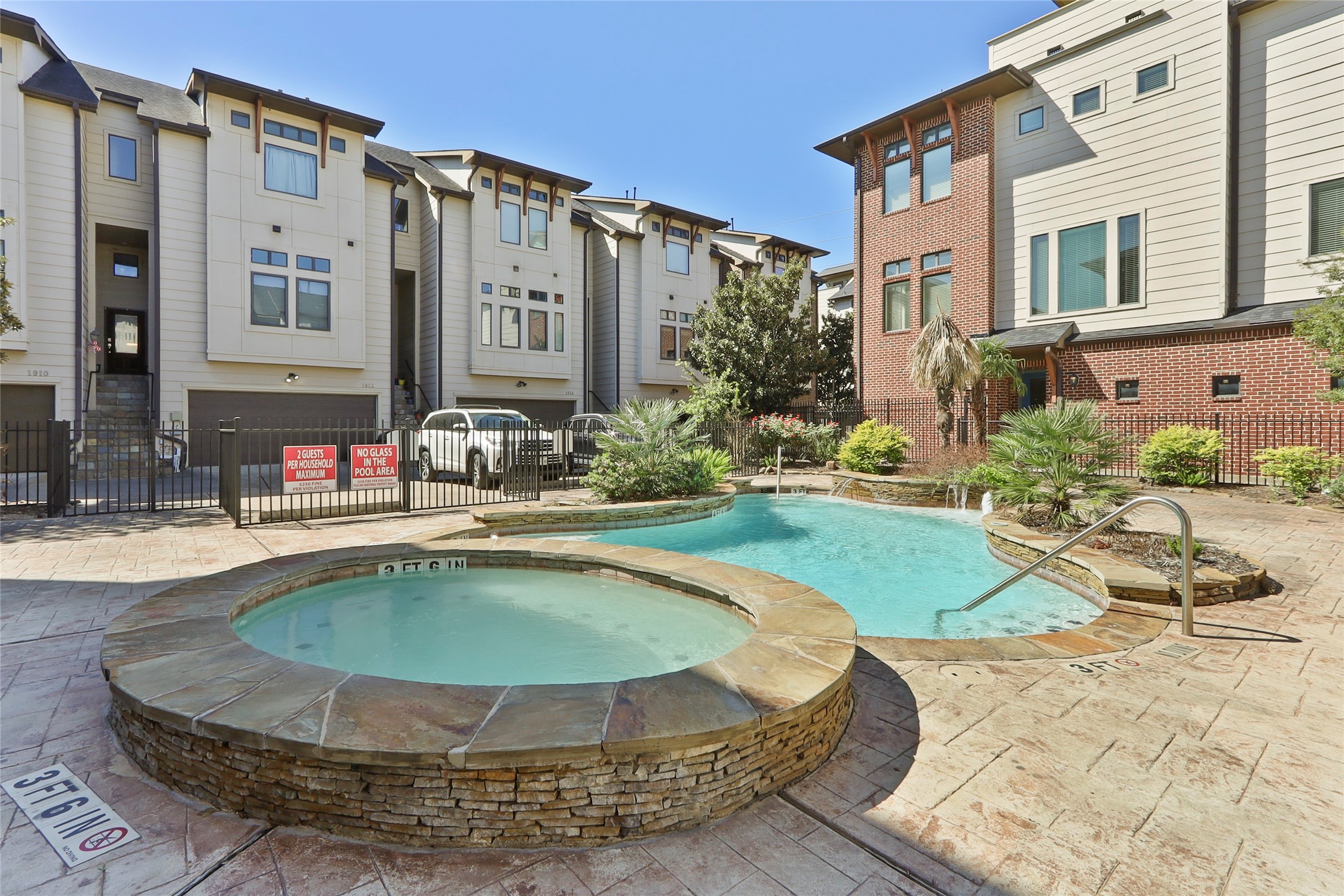 1905 Summer Street Houston, TX 77007 - Photo 25 of 25 a view of pool with outdoor seating