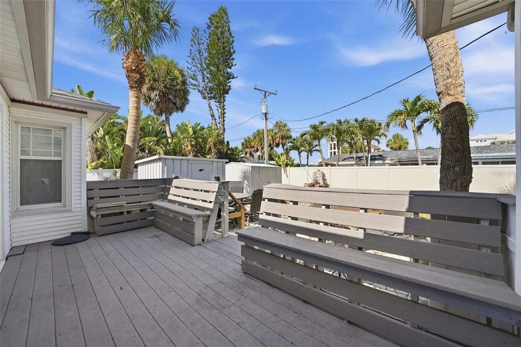 726 Mandalay Avenue Clearwater Beach, FL 33767 - Photo 26 of 49