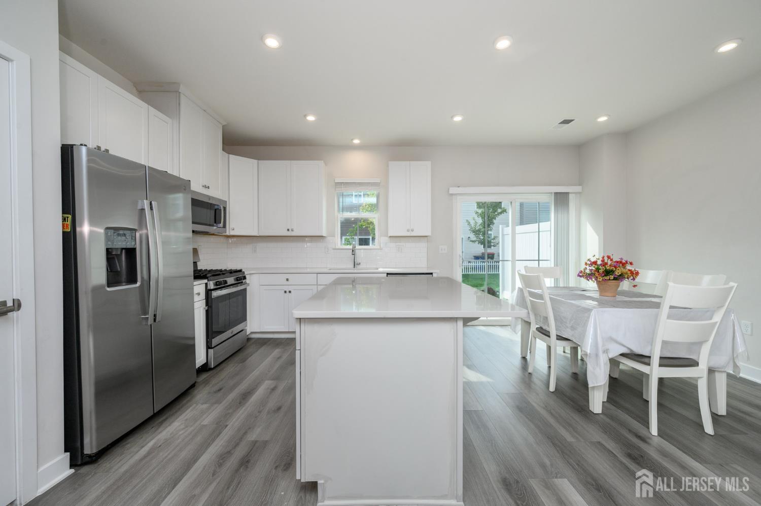 29 Athens Way Cliffwood, NJ 07721 - Photo 12 of 35 Gallery Image 12