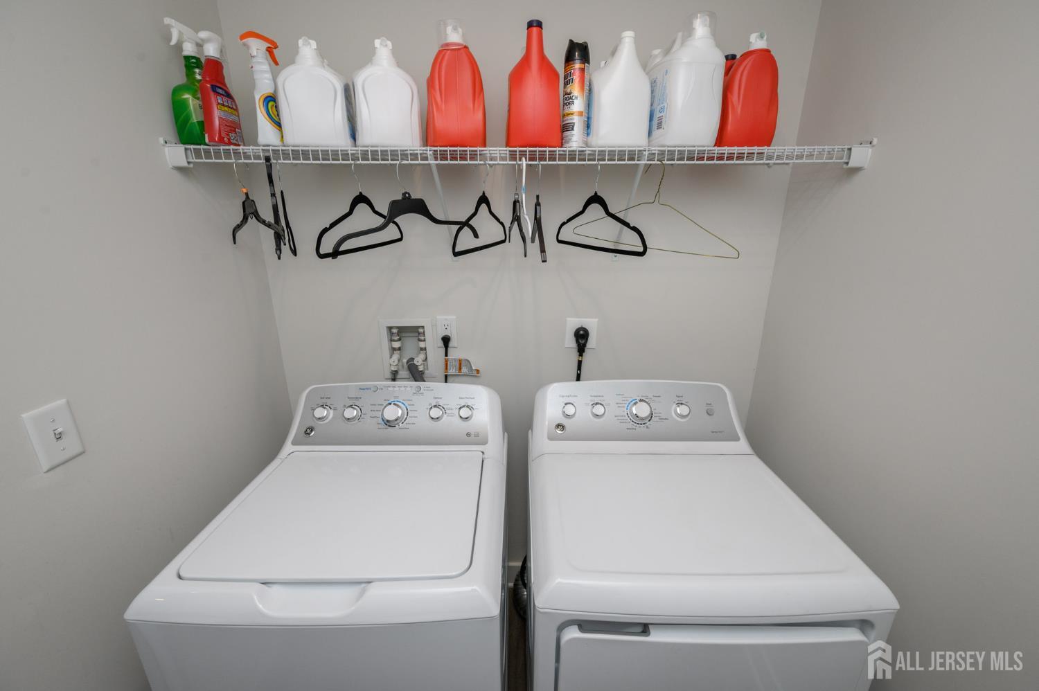 29 Athens Way Cliffwood, NJ 07721 - Photo 18 of 35 Gallery Image 18