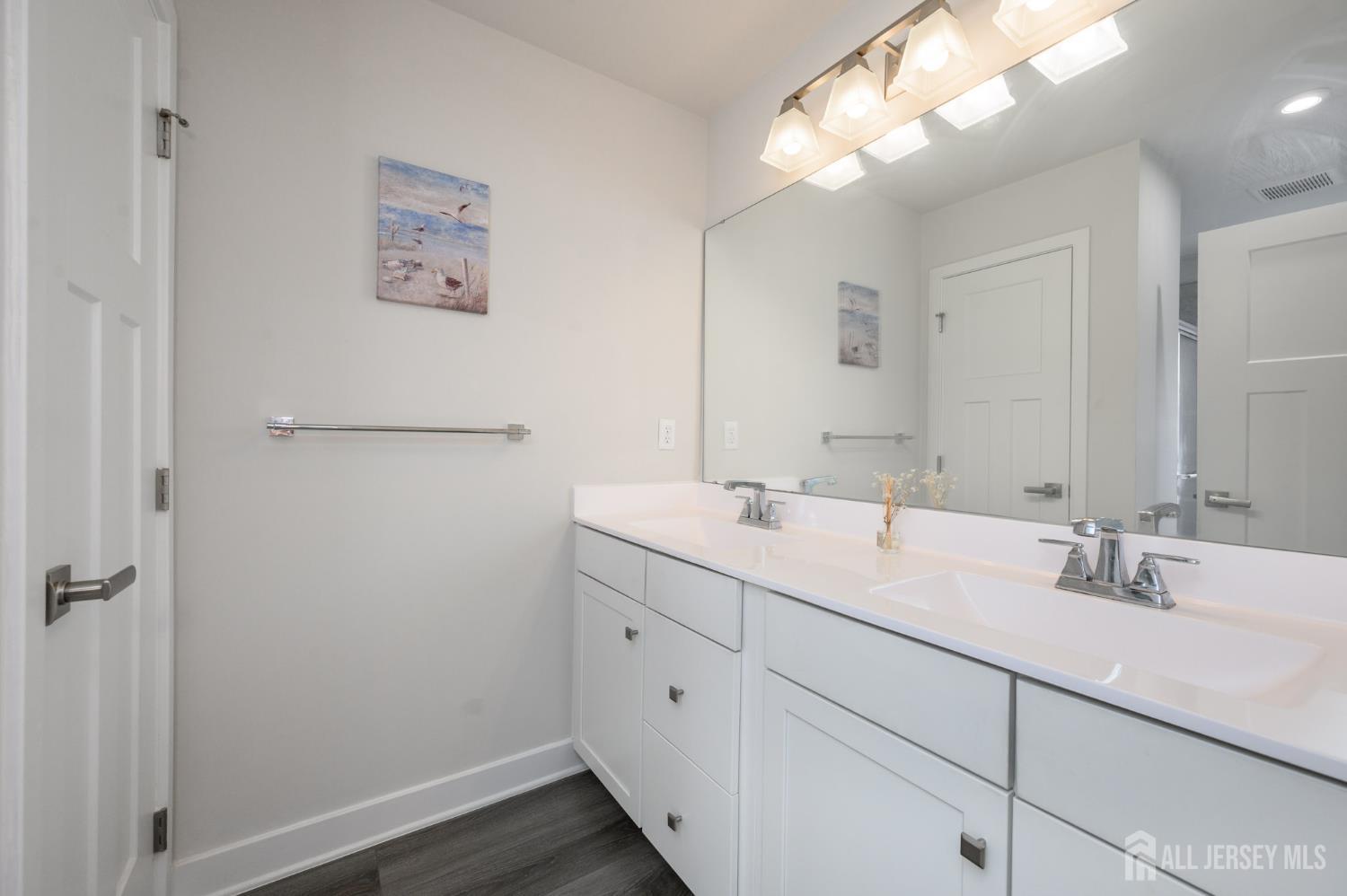 29 Athens Way Cliffwood, NJ 07721 - Photo 26 of 35 Gallery Image 26