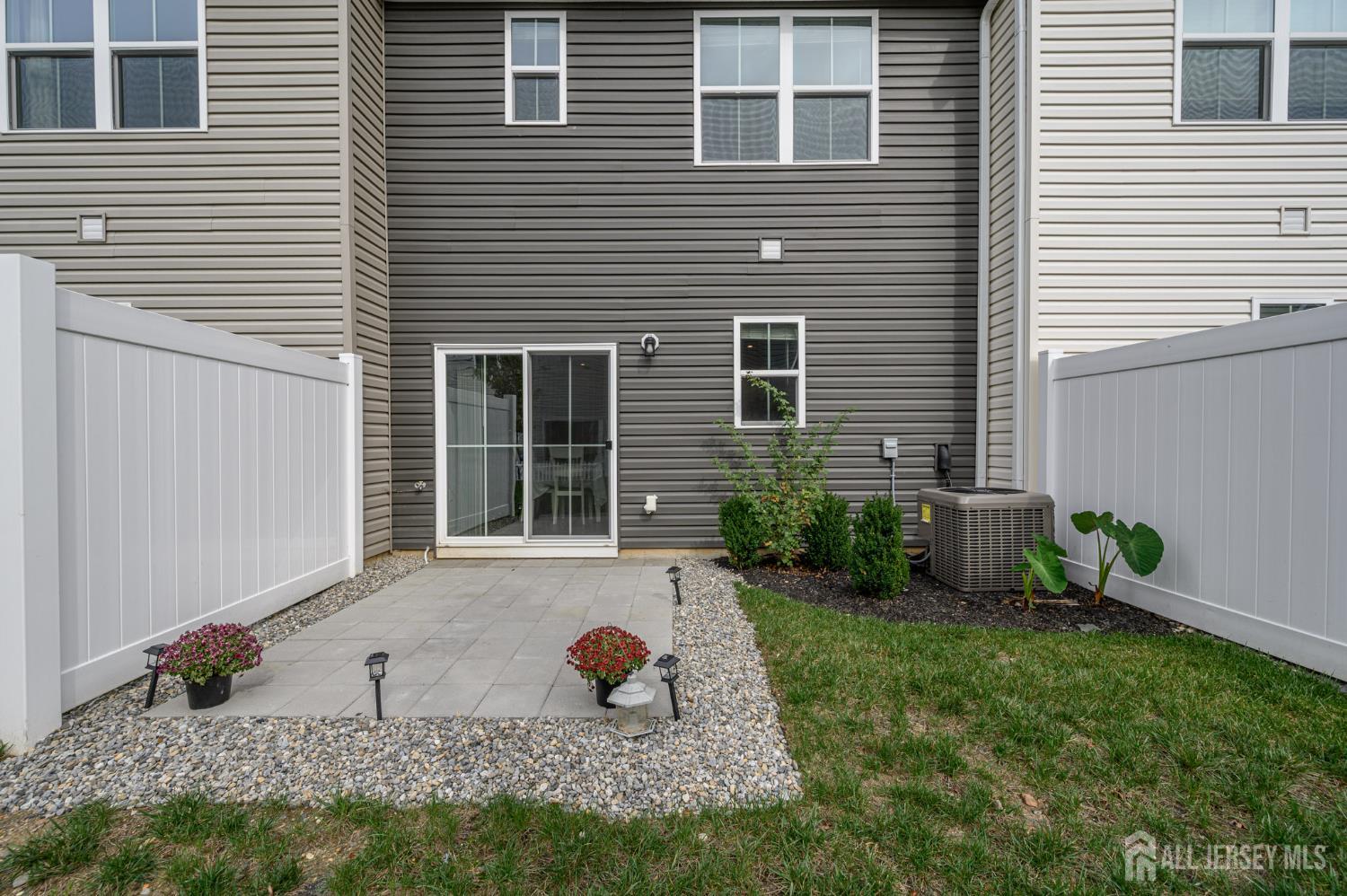 29 Athens Way Cliffwood, NJ 07721 - Photo 28 of 35 Gallery Image 28