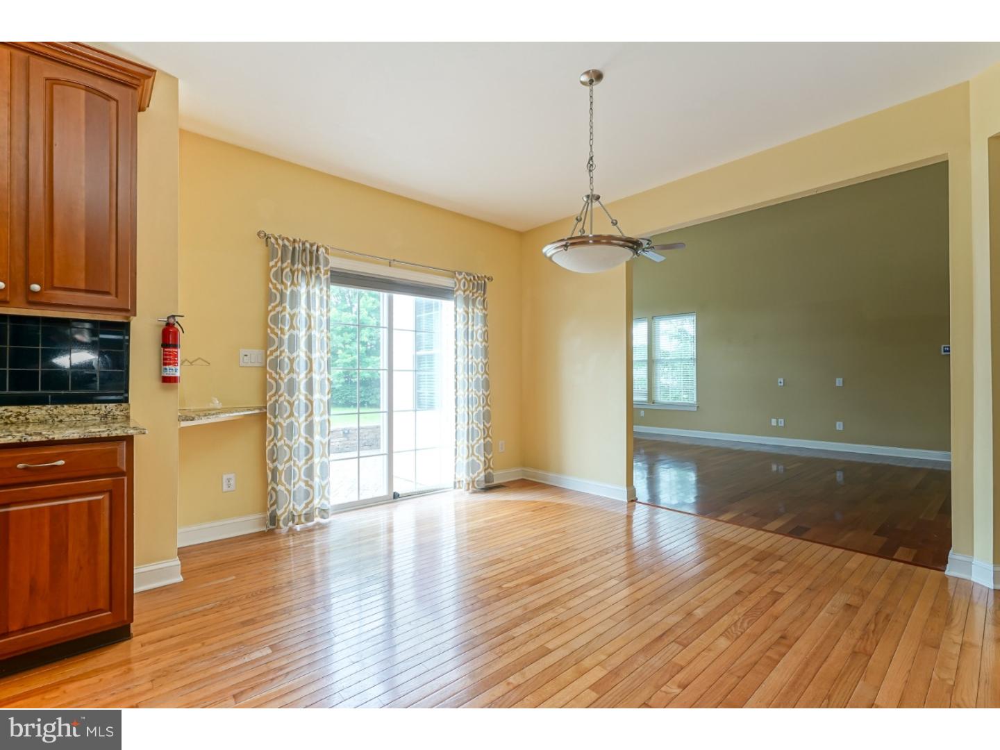 22 Jasmine Road Lumberton, NJ 08048 - Photo 8 of 25 Breakfast Room