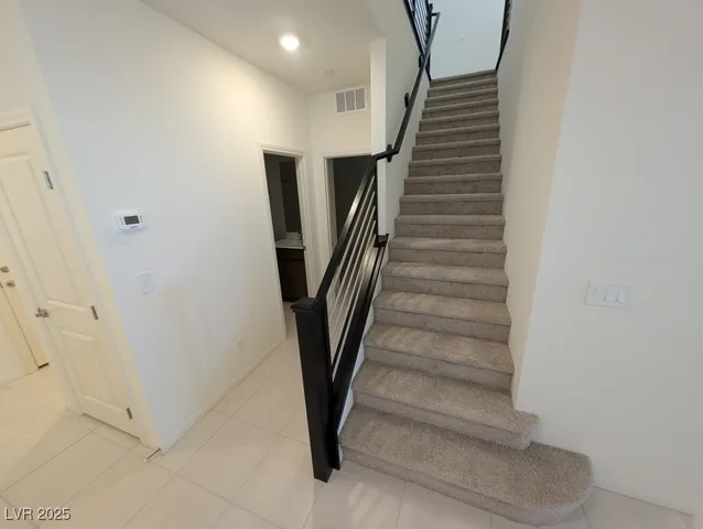 $3,800 | 544 Clover Bar Lane, Las Vegas, NV 89138