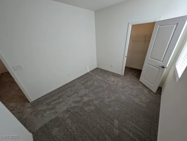 $3,800 | 544 Clover Bar Lane, Las Vegas, NV 89138