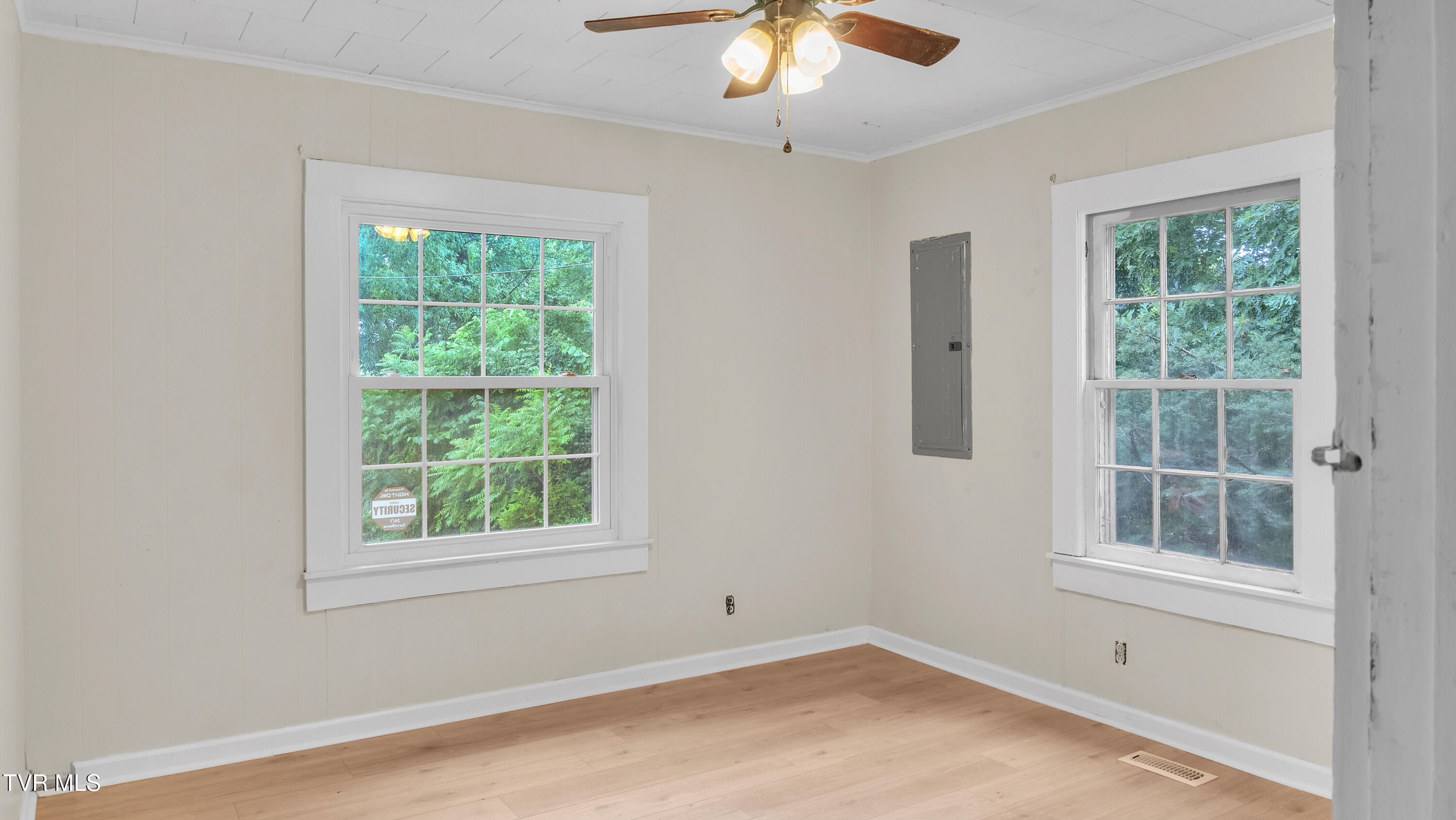 122 Hartley Road Elizabethton, TN 37643 - Photo 17 of 32 DSC07460