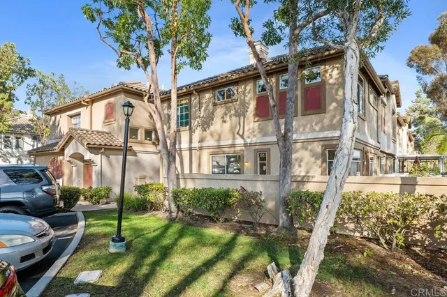 $899,000 | 12490 Heatherton Court, Unit 8, San Diego, CA 92128