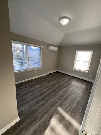 $3,550 | 441 Manville Road, Unit 4, Pleasantville, NY 10570