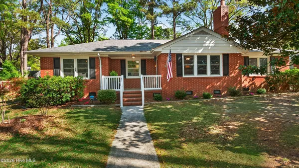 $340,000 | 1730 Beaumont Drive, Greenville, NC 27858