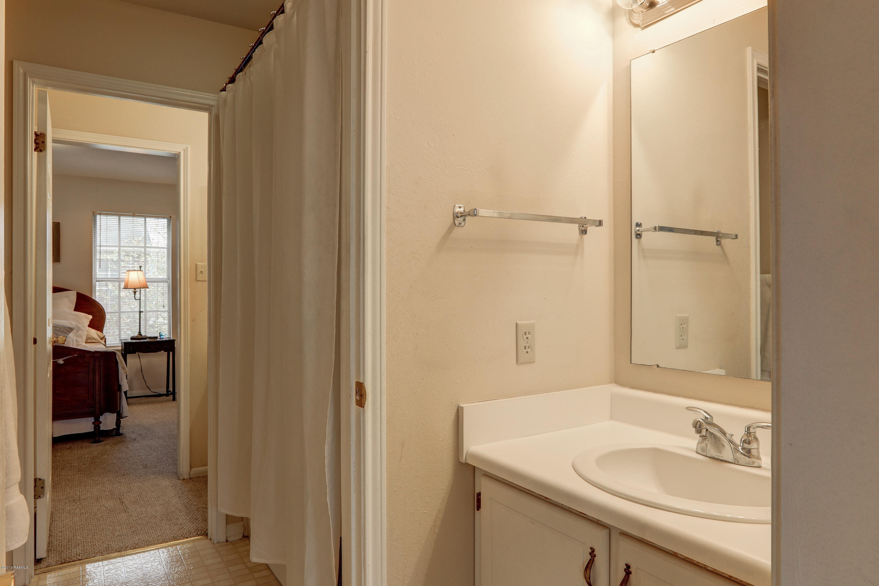 416 Doucet Road, Unit 4A Lafayette, LA 70503 - Photo 23 of 32 DoucetRd-25