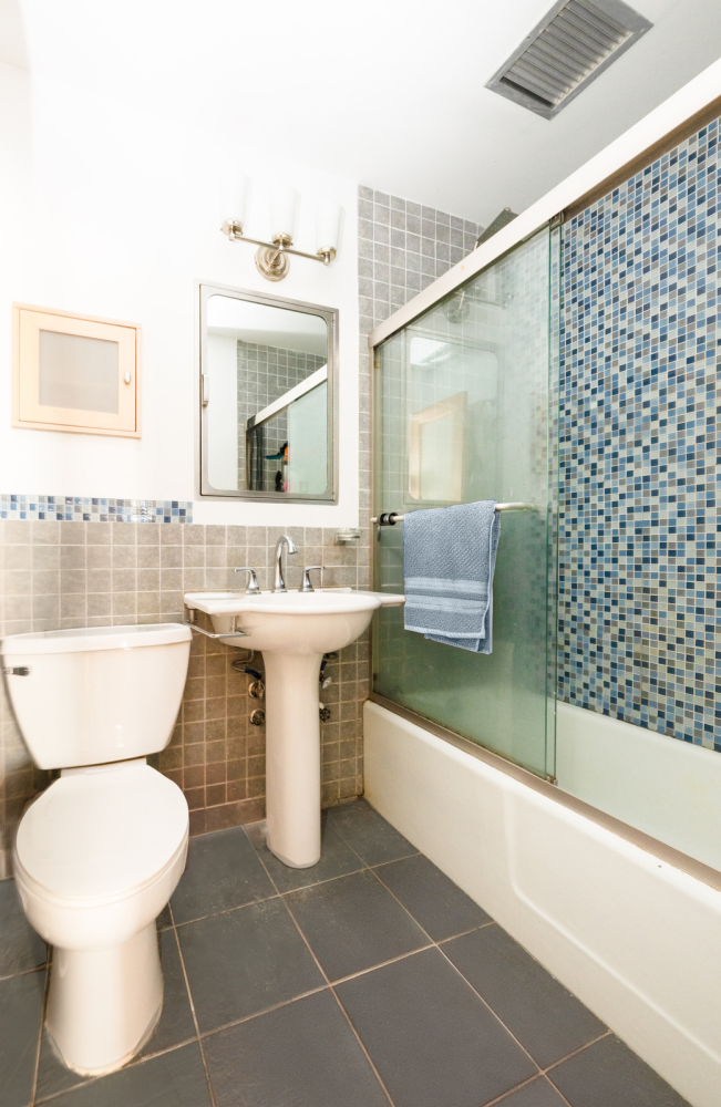 9 Barrow Street, Unit 4B Manhattan, NY 10014 - Photo 4 of 9