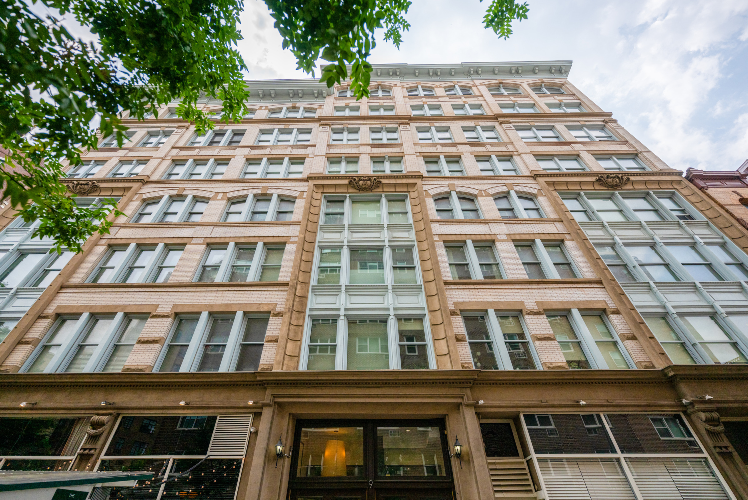 9 Barrow Street, Unit 4B Manhattan, NY 10014 - Photo 8 of 9