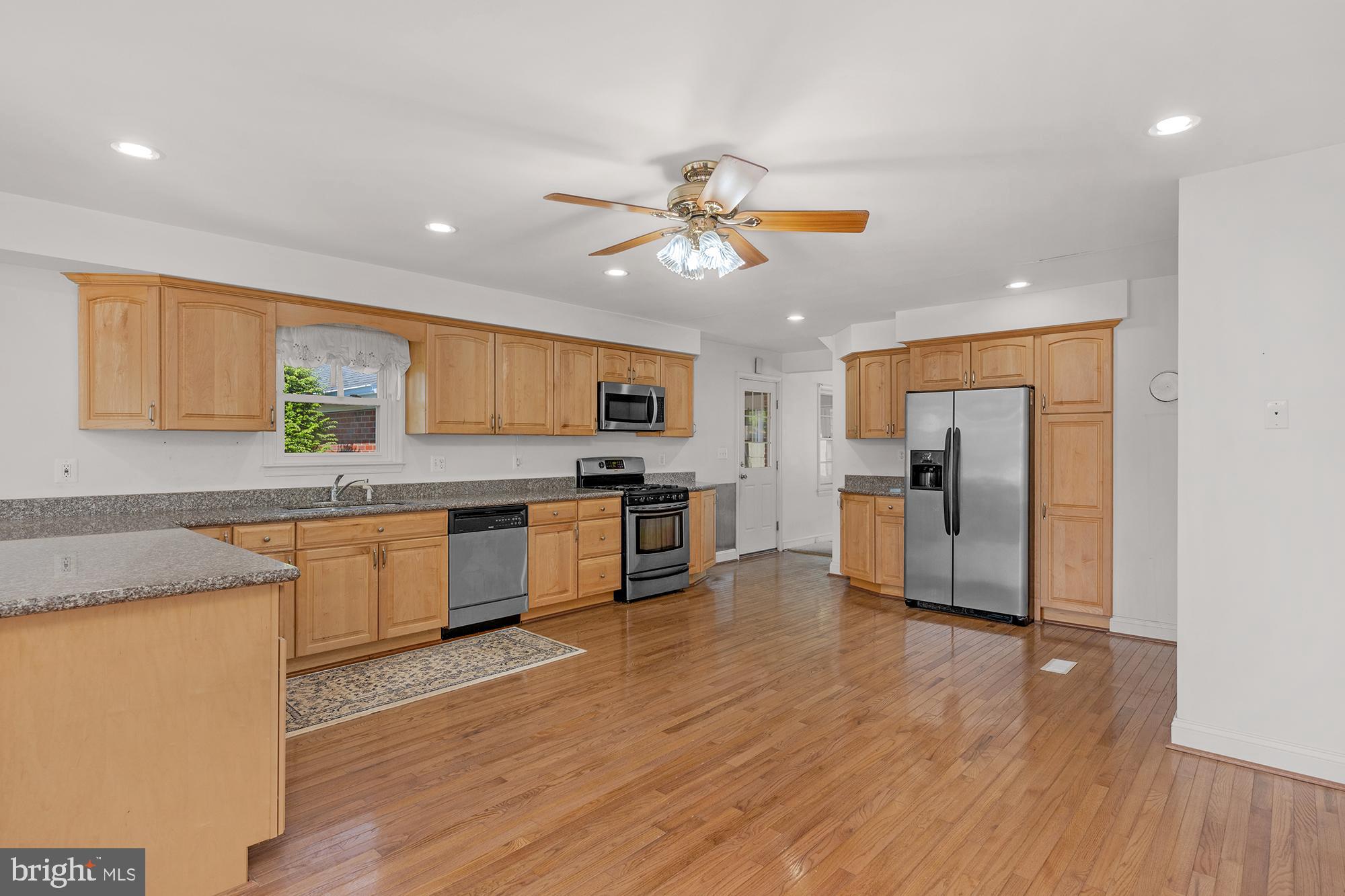 1112 Gold Mine Road Brinklow, MD 20862 - Photo 6 of 57