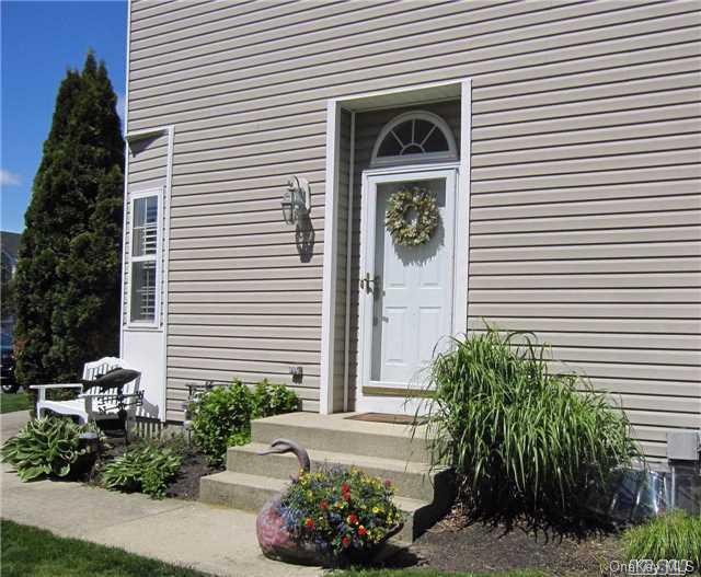 14 Sunflower Ridge Road Centereach, NY 11720 - Photo 1 of 1 Gallery Image 1