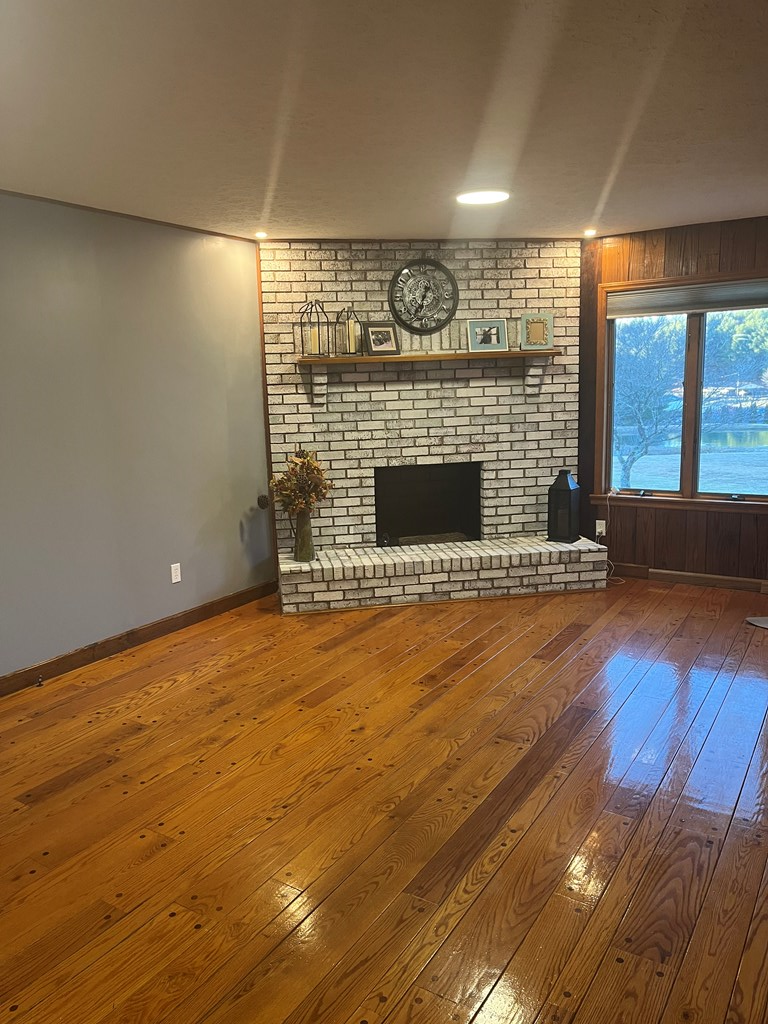 112 Lambsburg Road Galax, VA 24333 - Photo 5 of 30 Gallery Image 5