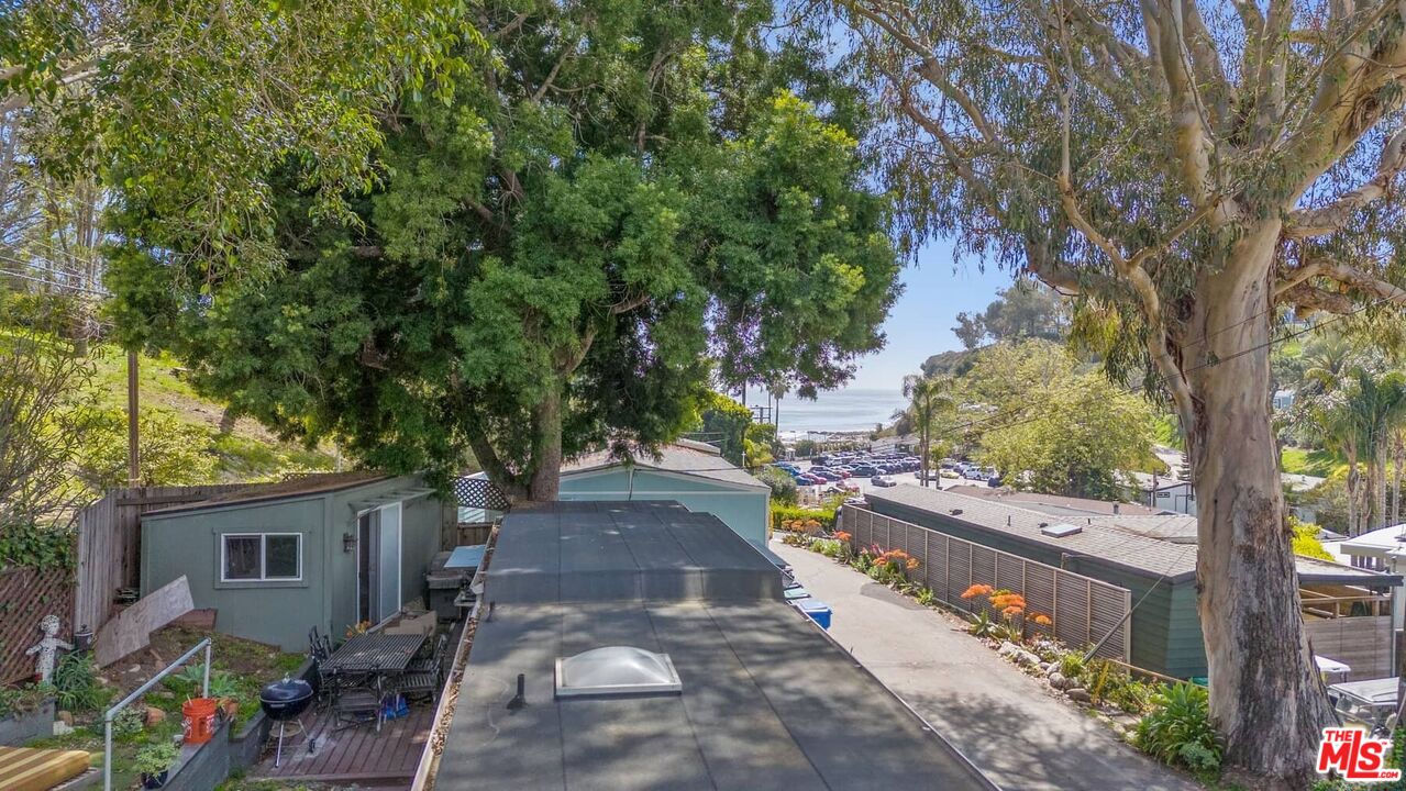 2 Paradise Cove Road Malibu, CA 90265 - Photo 3 of 24