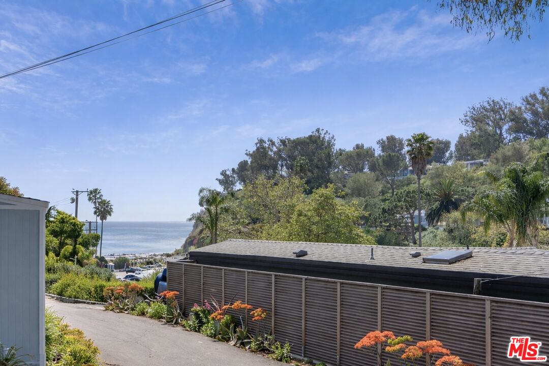 2 Paradise Cove Road Malibu, CA 90265 - Photo 4 of 24 a view of a yard and a terrace